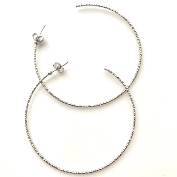 NWT Very large sterling 2.5" diamond-cut hoops - Picture 7 of 8